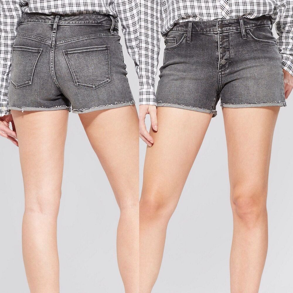 Universal Thread High-Rise Raw Hem Short Size 10